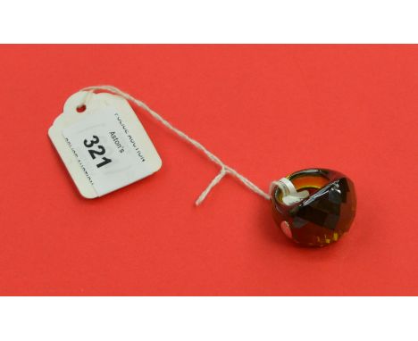 Designer ring  [VAT INCLUDED IN THE HAMMER PRICE ON THESE LOT - note this doesn't affect non-VAT registered bidders]
