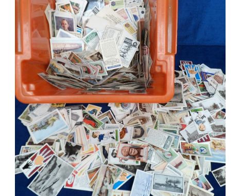 Cigarette cards, approx. 2,200 loose cards, part sets &amp; odds, many different manufacturers &amp; series inc. Mitchell's, 