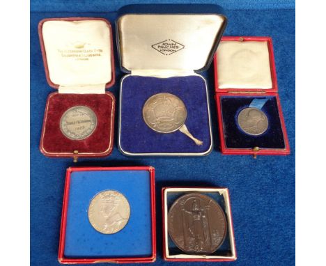 Medallions,  4 silver medallions in original boxes to comprise 1897 Victoria Diamond Jubilee (15mm), 1937 George VI Coronatio