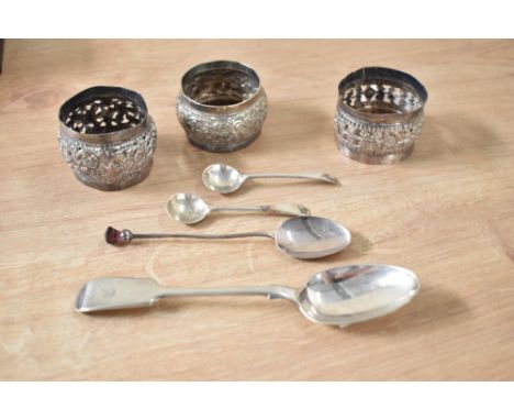 A Charles Horner silver spoon having puple glass thistle top, sold together with 3 white metal napkin rings and 3 silver spoo