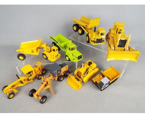 Ertl, Joal, NZG, Norscot, Conrad -  Eight unboxed 1:50 scale diecast construction vehicles. Lot consists of Norscot Cat D350D