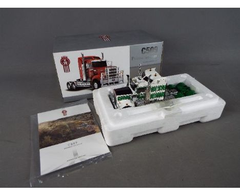 Drake - A 1:50 scale diecast Kenworth C509 Prime Mover by Drake. This great looking model is in the Doolan's livery and appea