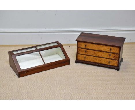 A late Victorian mahogany table top cabinet with hinged door, length 61cm and a threee drawer specimen chest (2).