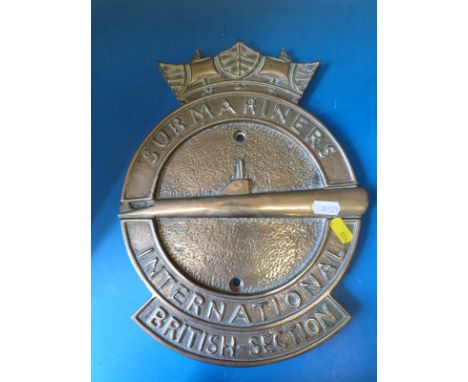 A brass Submariners International British - Section tampion plaque (height 31cm)