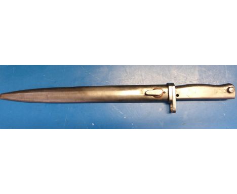 A metal-handled cWW1 bayonet, crown over Gothic B to blade spine, 31cm blade in metal scabbard