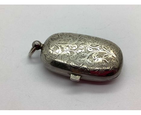 A Hallmarked Silver Sovereign Case, WHH, Birmingham 1914, of oval form with allover chased foliage design and vacant shield c