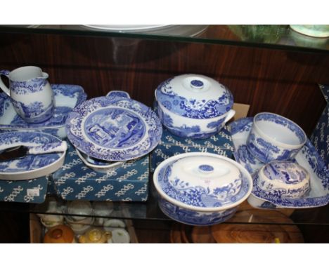 A SELECTION OF SPODE ITALIAN TEA AND DINNER WARE