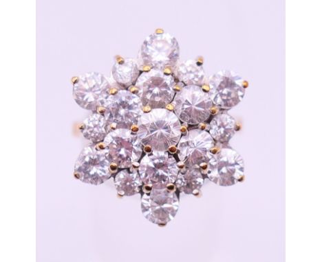 A 9 ct gold dress ring. Ring size P. 