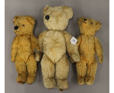 Three vintage Chad Valley teddy bears. The largest 41 cm high.