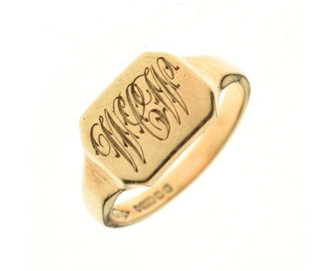 9ct gold signet ring, engraved with initials, Birmingham 1944, size T½, 4.9g approx