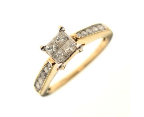 9ct gold and diamond 'Tomas Rae' ring, 2.2g gross approx, size J, from a limited edition of 70 pieces, with Gems TV certifica