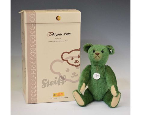 Steiff - Limited edition 'Teddy Bear 1908' in green (408540), 00844/3000, 35cm high, with tag, certificate, box and outer box