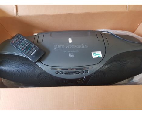 Boxed Panasonic RX-DT75 Portable CD Stereo Player. 