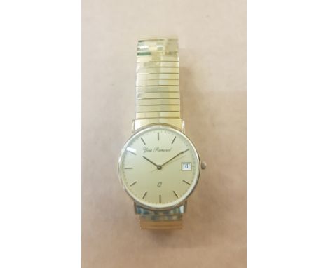 9 ct Gold cased Wves Renaud Gents Quartz Wristwatch 
