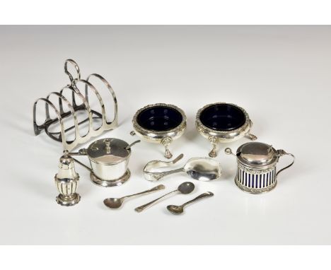 A collection of silver smalls, comprising a pair of George III cauldron salts of typical form with blue liners, London 1771, 