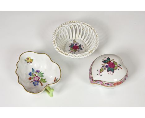 Two pieces of Herend 'Chinese Bouquet' multicoloured porcelain, hand painted, comprising a reticulated open-work basket, the 