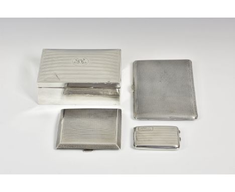 A George V silver engine turned cigarette case, Frederick Field, Birmingham 1920, rectangular form, gilt wash interior, 5 5/8
