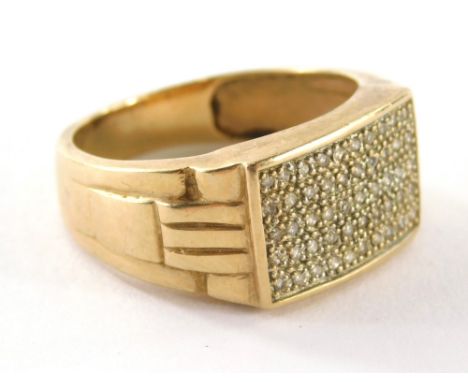 A 9ct gold gents signet ring, set with pavé set rectangular panel, with 0.25cts of diamonds, with shaped shoulders, ring size