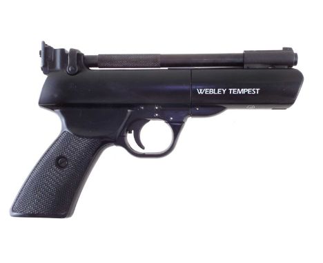 Webley Tempest .22 air pistol, with leather holster.No licence required to buy this item, purchaser must be over the age of 1