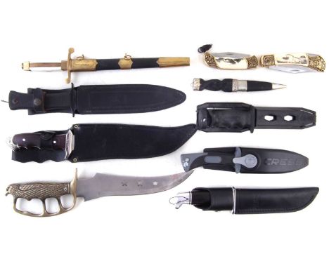 Ten various modern knives, to include a replica naval knife, two lock knives, two Cressi (Taiwan) diver's knives, Scottish Sc
