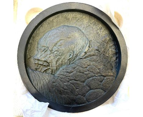 Sideshow Weta Lord of the Rings medallion - The Cave Troll, 899/10,000, in original box/packaging with certificate