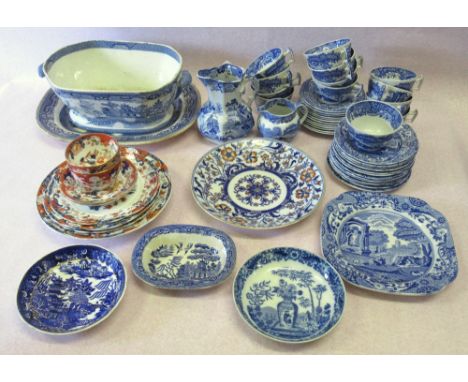COPELAND SPODE ITALIAN BLUE AND WHITE PART TEASET OF 40 PIECES, GRAINGER'S WORCESTER SAUCER, MASON'S IRONSTONE JUG AND 14 OTH