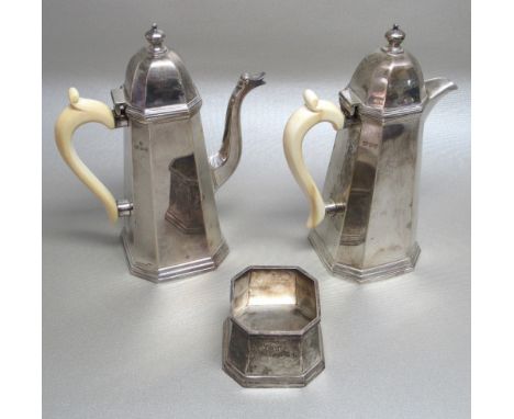 HEAVY GUAGE GEORGE VI SILVER COFFEE POT OF TAPERING OCTAGONAL FORM WITH A BIRD'S HEAD SCROLL SPOUT, IVORY SCROLL HANDLE AND D