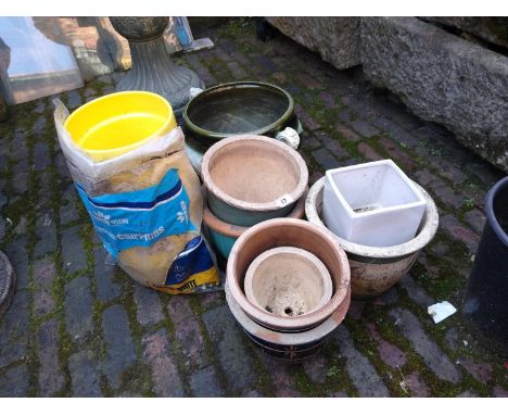 A collection of terracotta &amp; ceramic garden pots(approx 20) 