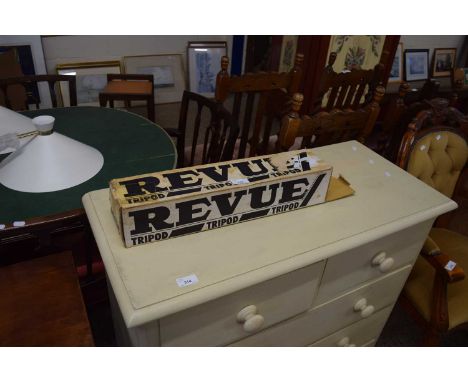 Boxed tripod by Revue