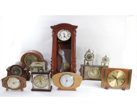 Elliott of London 8 day mantle clock, circa 1950s, oak cased, silvered dial with roman numerals, movement striking to gong, 2
