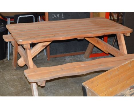 PINE PICNIC BENCH     