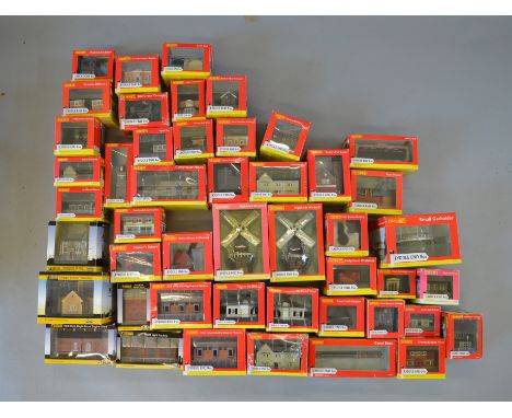 N Gauge. 45+ Hornby Liddle End & Bachmann scene craft buildings. Mostly VG boxed.