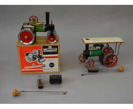Live Steam. Mamod. SR1 steam roller (with box) & TE1A traction engine. Overall F/G