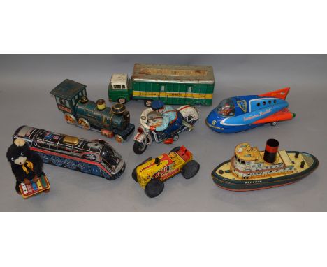 Good lot of assorted Japanese and similar vintage tinplate and clockwork models including Modern Toys, Marx etc.