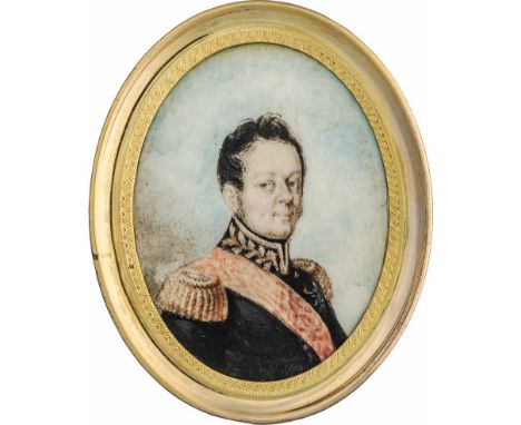   Russisch: um 1820. Miniatur Portrait eines russischen Generals in Uniform mit rotem Cordon und Goldepauletten  um 1820. Min