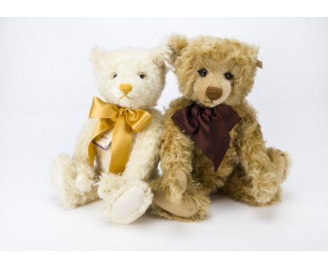 Two Steiff limited edition 2000 teddy bears, A British Collector’s 2000, 1710 of 4000; and Year 2000 Teddy Bear, 6977 for the