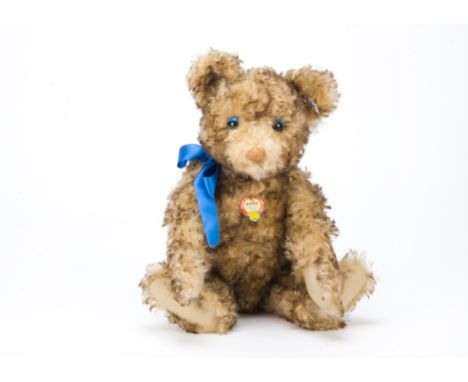 A Steiff limited edition Petsy Teddy Bear 1928, With googly eyes, 1033 of 3000, 2006 (no box or certificate)