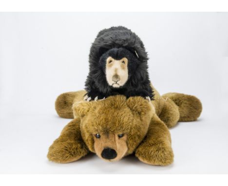 Two large modern Steiff  bears, a limited edition Sloth Bear made for the Smithonian’s USA 1998 —21½in. (55cm.) long; and a l