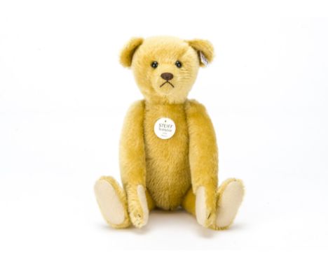 A Steiff limited edition yellow Teddy Bear 1908, 2303 of 3000, in original box with certificate, 2005