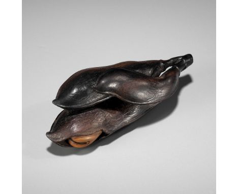 GESSAN: A FINE AND RARE EBONY WOOD NETSUKE OF EDAMAME BEAN PODSBy Gessan, signed Gessan 月山 with seal Gessan 月山Japan, 19th cen