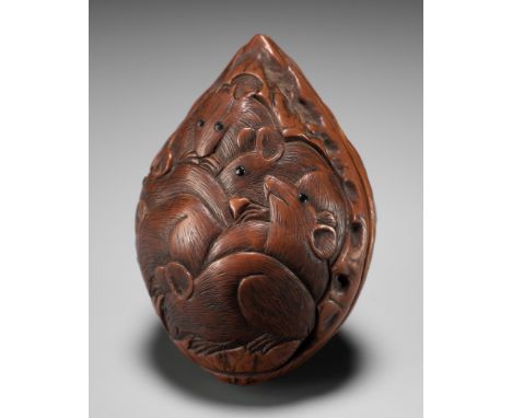 KOKUSUI: A FINE AND RARE KURUMI (WALNUT) HAKO NETSUKE DEPICTING RATS AND DAIKONBy Kokusui, signed Kokusui 谷水Japan, 19th centu