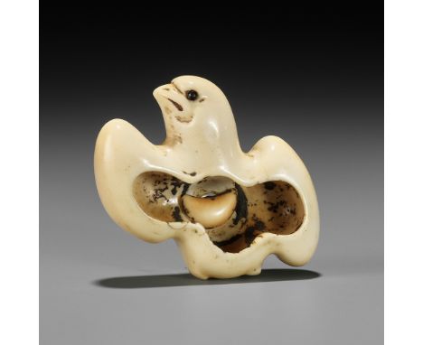 AN IVORY ASHTRAY NETSUKE DEPICTING A STYLIZED PLOVER AND MOONUnsignedJapan, Osaka, 19th century, Edo period (1615-1868)Finely