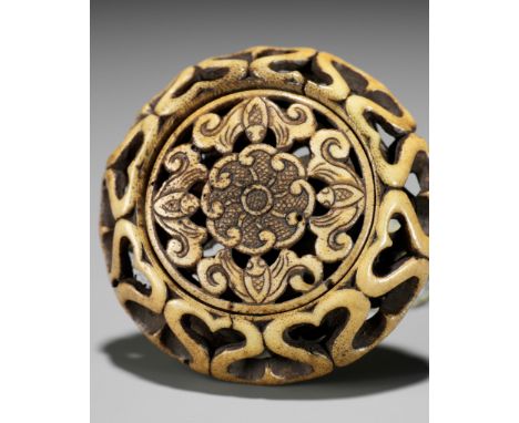 OZAKI KOKUSAI: A SUPERB ANTLER RYUSA KAGAMIBUTA NETSUKE WITH BATSBy Ozaki Kokusai (1835-1892), sealed Kokusai 谷齋 (谷山)Japan, S