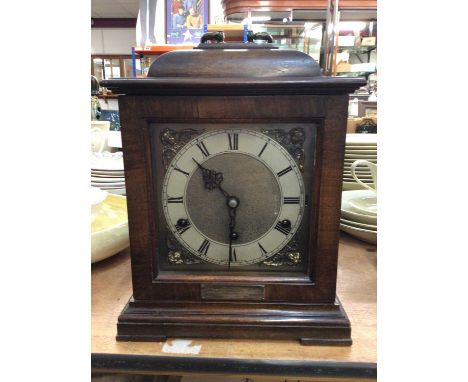 Mappin and Webb chiming bracket clock in mahogany case