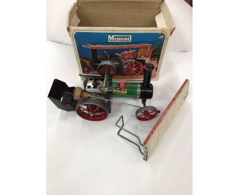 Mamod Steam Traction Engine T.E.1A in original box plus two stationary steam engines.