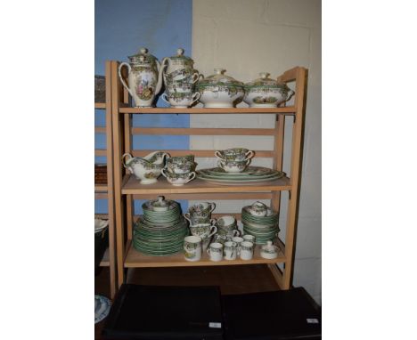 SUBSTANTIAL QUANTITY OF COPELAND SPODE EARLY 20TH CENTURY DINNER AND TEA WARES ALL DECORATED IN THE SPODE BYRON PATTERN COMPR