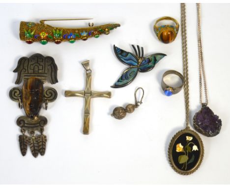 A small quantity of silver jewellery to include a silver gilt horn brooch, a silver enamel brooch in the form of a butterfly 