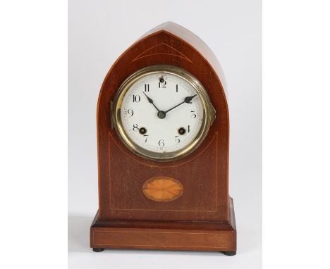 Edwardian mantel clock, the arched case with fan marquetry inlay, the white painted dial with Arabic numerals, 18.5cm wide, 2
