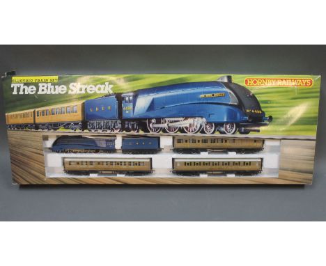 A boxed Hornby 00 gauge "The Blue Streak" electric train set (R.682) comprising Sir Nigel Gresley locomotive and tender, 3 LN
