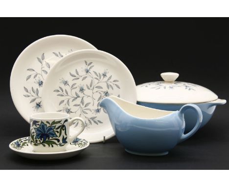 An Alfred Meakin 'tapestry' pattern dinner service, together with a Midwinter coffee service
